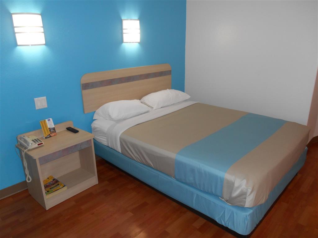 Motel 6-Pharr, Tx Room photo